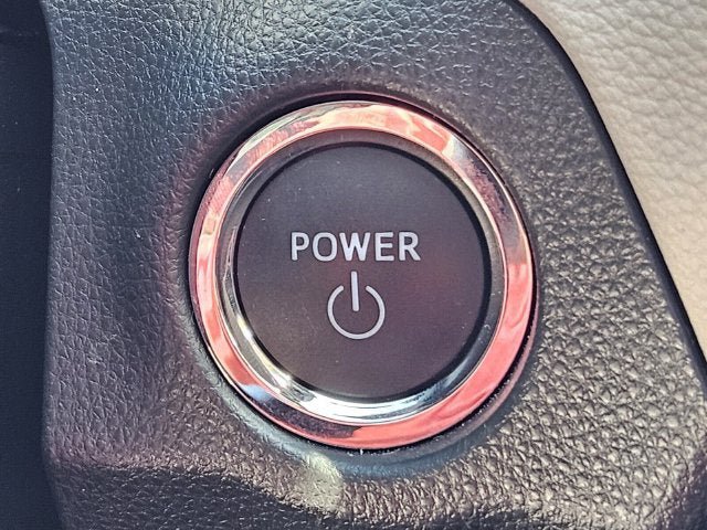 Used 2025 Toyota RAV4 XLE AWD/4WD image 27