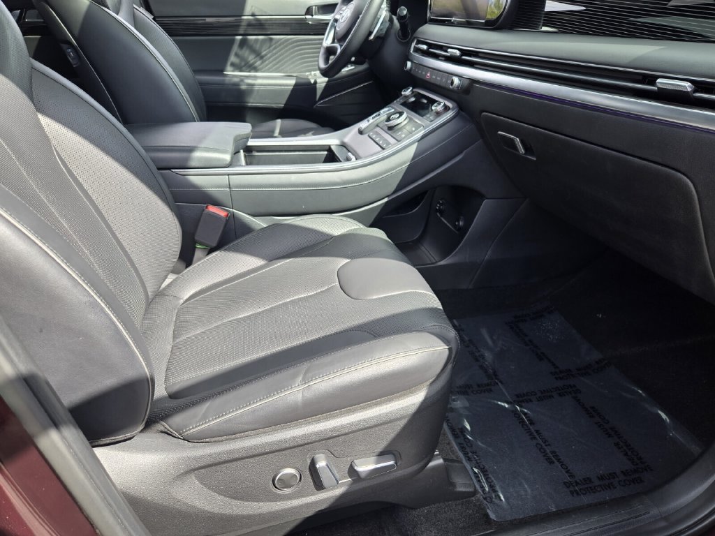 Used 2023 Hyundai Palisade Calligraphy FWD image 16