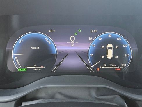 Used 2025 Toyota Sienna Platinum image 28