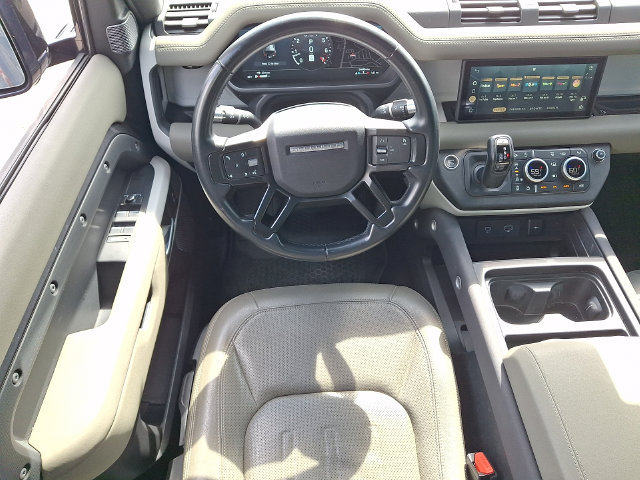 Used 2022 Land Rover Defender 110 S AWD/4WD image 3