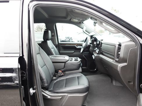 Used 2024 GMC Sierra 1500 Elevation image 32