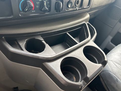 Used 2014 Ford E-150 and Econoline 150 w/ Commercial Cargo Van Package image 31