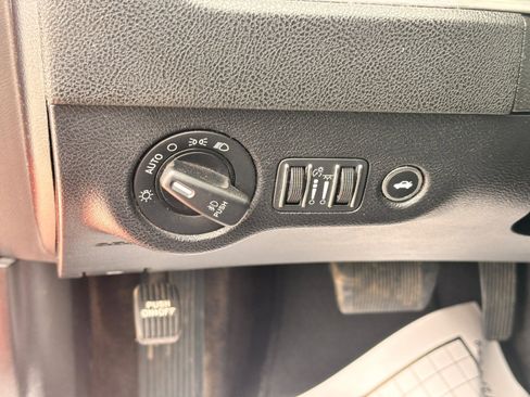 Used 2018 Dodge Charger R/T image 28