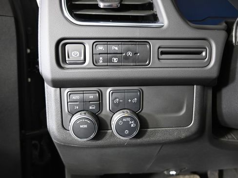 Used 2024 Chevrolet Tahoe RST w/ Luxury Package AWD/4WD image 25