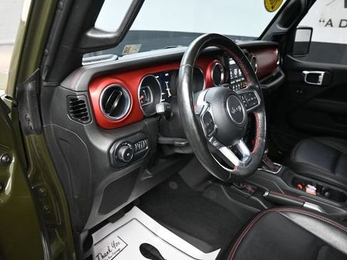 Used 2022 Jeep Wrangler Unlimited Rubicon w/ Xtreme Recon 35" Tire Package AWD/4WD image 12