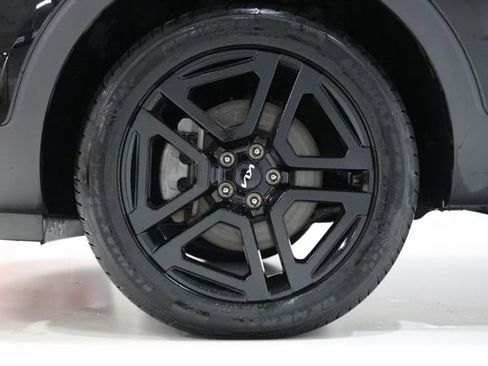 Used 2023 Kia Telluride EX X-Line AWD/4WD image 9