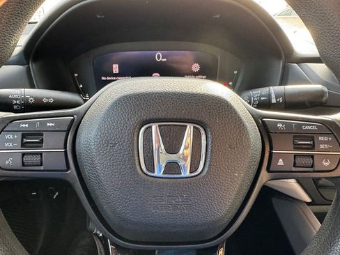 Used 2023 Honda Accord LX image 19
