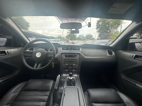 Used 2011 Ford Mustang GT w/ Security Pkg RWD image 18