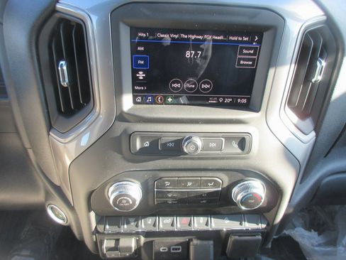 New 2026 GMC Sierra 2500 Pro image 21