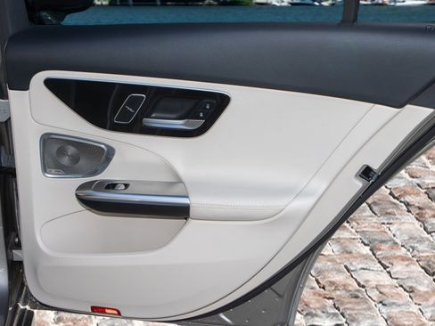 Used 2022 Mercedes-Benz C 300 Sedan w/ Exclusive Trim Package image 14