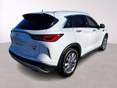 Used 2022 INFINITI QX50 Luxe AWD/4WD image 7