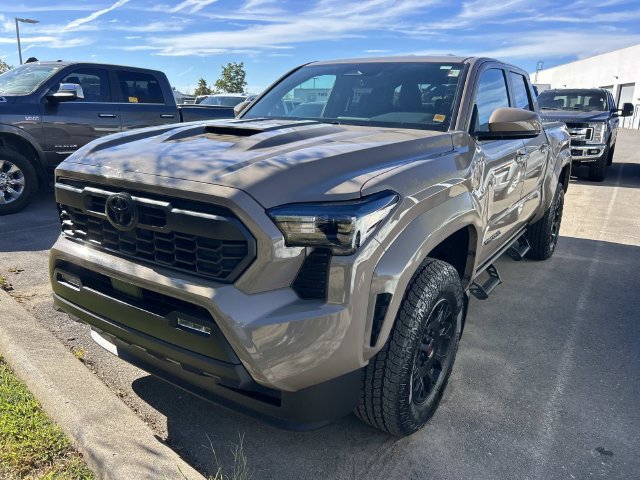 Used 2026 Toyota Tacoma TRD Sport AWD/4WD image 1