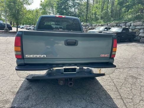 Used 2005 GMC Sierra 1500 SLT w/ Light Duty Power Package AWD/4WD image 4
