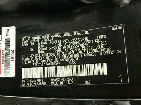 Used 2010 Toyota Tundra 4x4 Double Cab Long Bed image 37