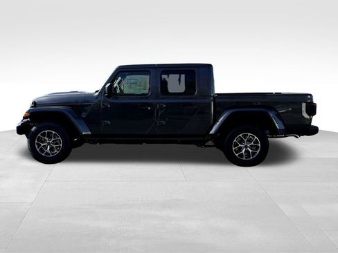 New 2026 Jeep Gladiator Sport image 4