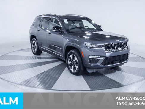 Used 2024 Jeep Grand Cherokee Limited 4xe AWD/4WD image 14