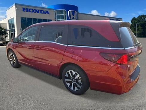 New 2026 Honda Odyssey EX-L image 3