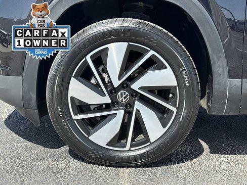 Used 2024 Volkswagen Atlas SE FWD image 14