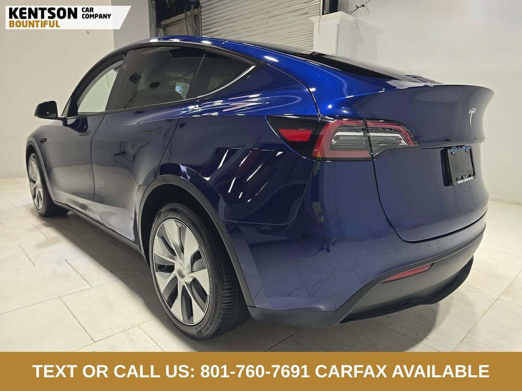 Used 2024 Tesla Model Y Long Range AWD/4WD image 6