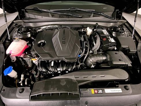 Used 2025 Kia K5 LXS FWD image 10
