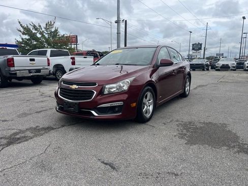 Used 2016 Chevrolet Cruze LT w/ Sun And Sound Package image 1