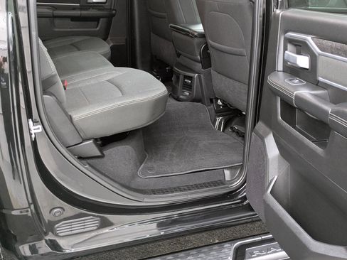 Used 2024 RAM 2500 Big Horn w/ Night Edition image 26