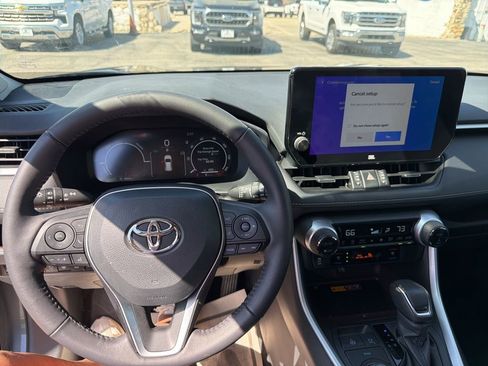 Used 2023 Toyota RAV4 Limited AWD/4WD image 15