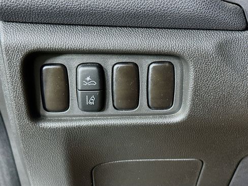 Used 2025 Mitsubishi Outlander Sport ES image 16