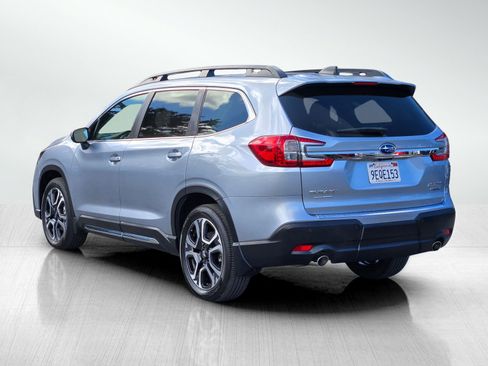 Used 2023 Subaru Ascent Limited AWD/4WD image 6