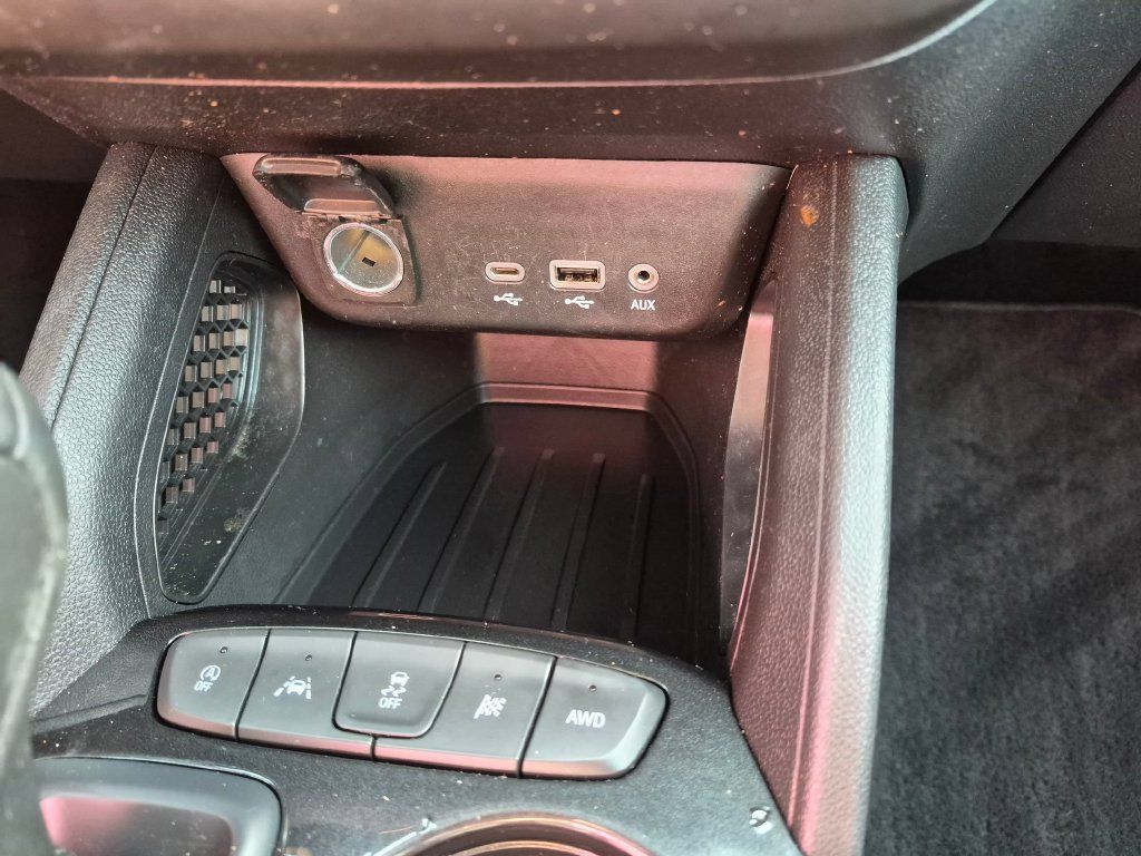Used 2022 Chevrolet TrailBlazer LT w/ Convenience Package AWD/4WD image 19