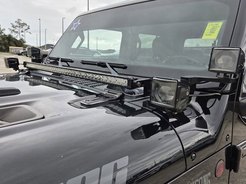 Used 2022 Jeep Gladiator Rubicon w/ Trailer Tow Package image 20