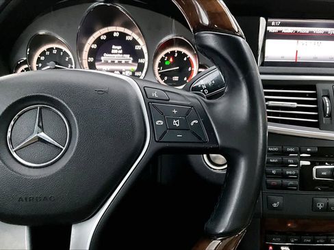Used 2013 Mercedes-Benz E 350 BlueTEC Sedan image 24