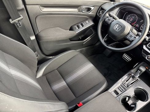 Used 2022 Honda Civic Sport image 14