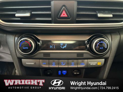 Used 2019 Hyundai Kona Limited image 31