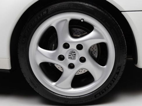 Used 1995 Porsche 911 Carrera image 28