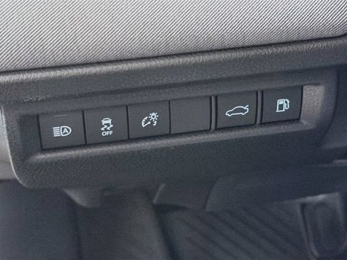 Used 2025 Toyota Camry LE w/ Convenience Package FWD image 15