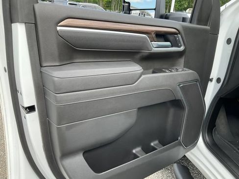 Used 2026 Chevrolet Silverado 2500 LT AWD/4WD image 7