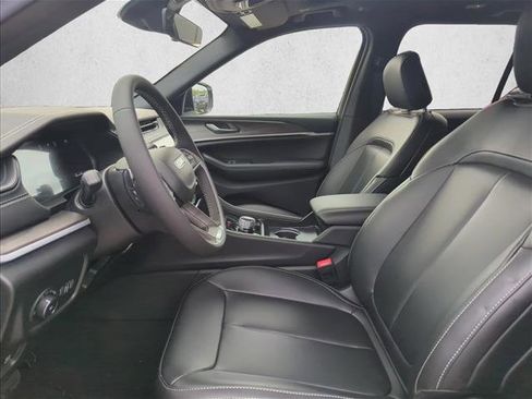 New 2026 Jeep Grand Cherokee Limited w/ Limited Altitude Package image 3