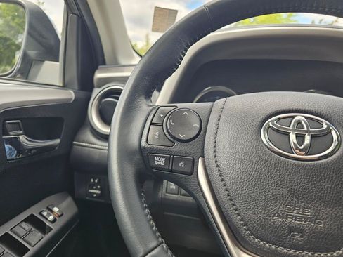 Used 2016 Toyota RAV4 XLE AWD/4WD image 34