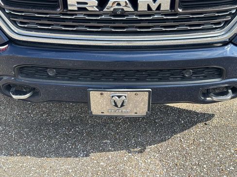 Used 2019 RAM 1500 Limited w/ Advanced Safety Group AWD/4WD image 3
