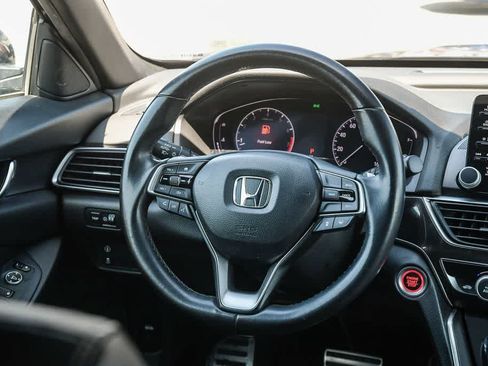 Used 2019 Honda Accord Sport image 12