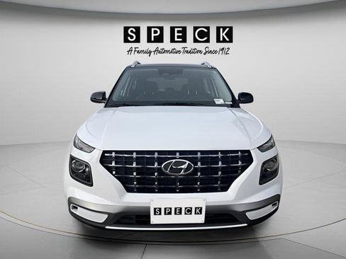 New 2026 Hyundai Venue SEL FWD image 8