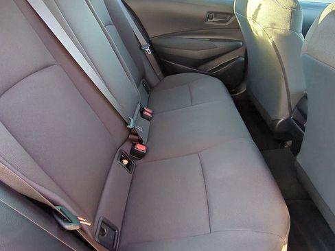 Used 2022 Toyota Corolla LE image 18