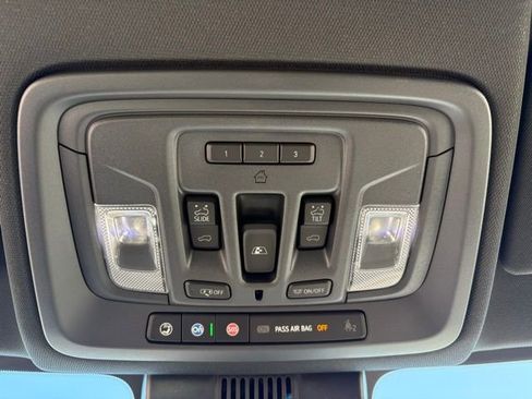 Used 2025 GMC Sierra 2500 AT4 w/ AT4 Premium Plus Package image 41