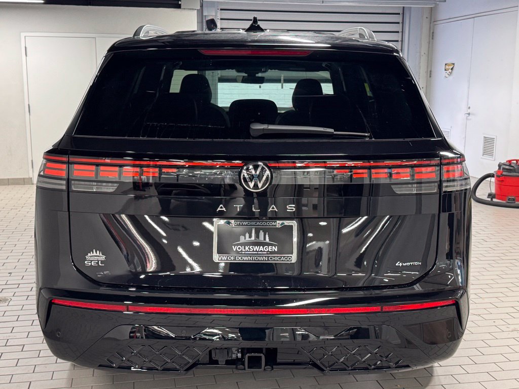 New 2027 Volkswagen Atlas SEL R-Line AWD/4WD image 30