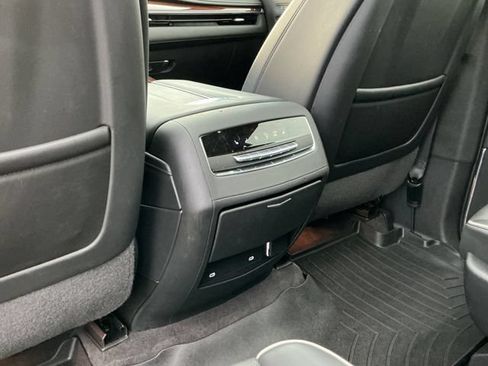 Used 2022 Cadillac Escalade Premium Luxury w/ Performance Package AWD/4WD image 27