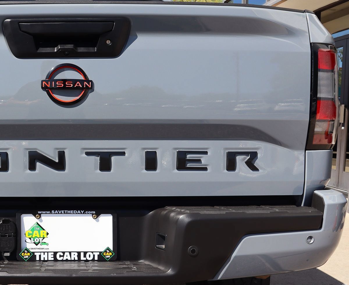 Used 2022 Nissan Frontier Pro-X RWD image 21