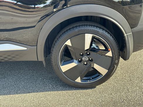 New 2026 Nissan Kicks SR image 19