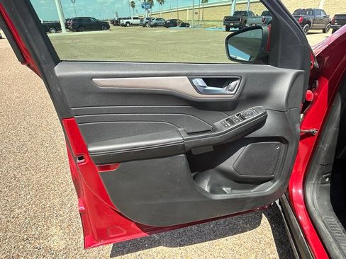 Used 2021 Ford Escape SE w/ Convenience Package FWD image 10