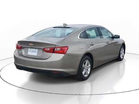 Used 2024 Chevrolet Malibu LT FWD image 4
